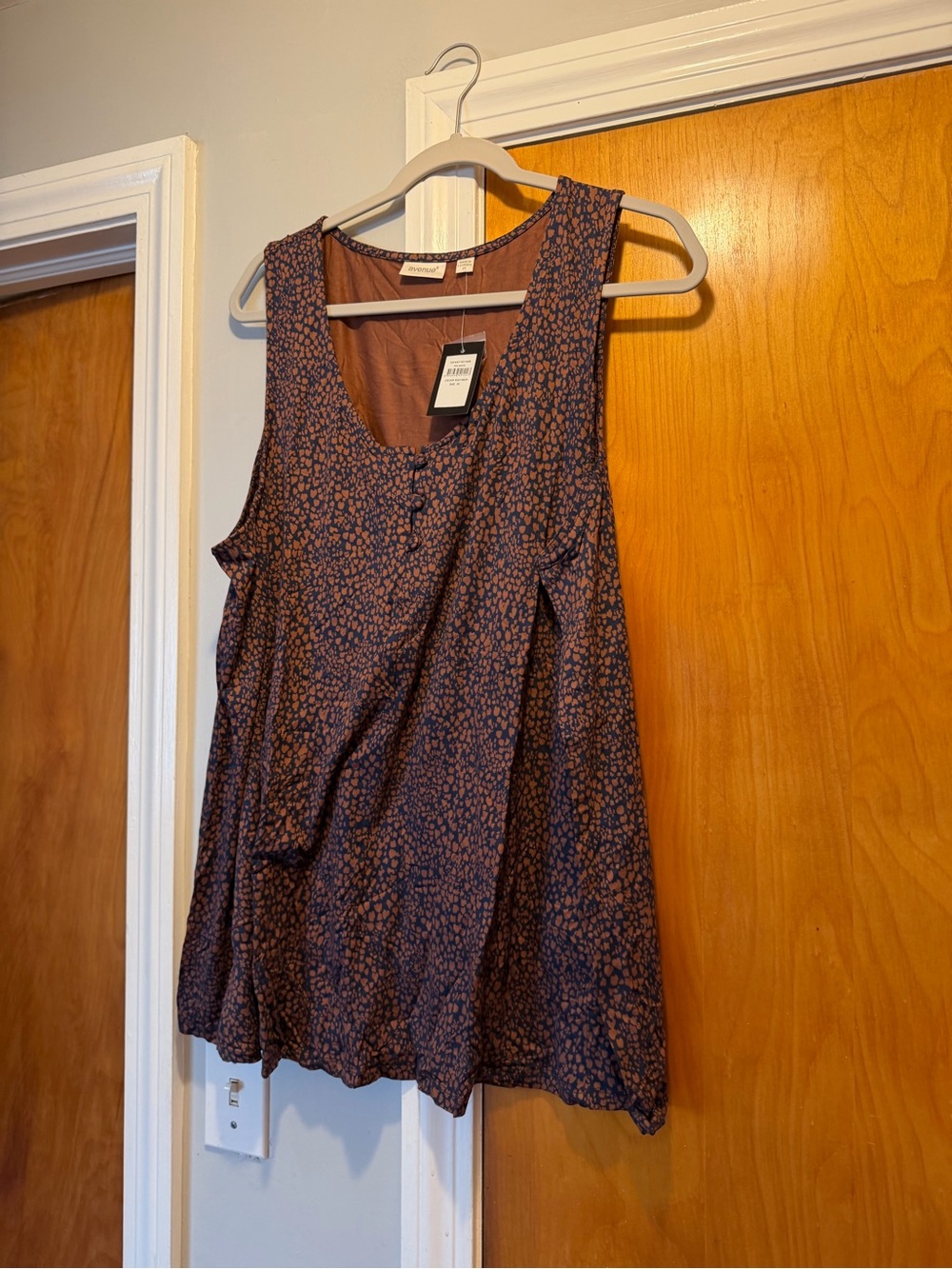 Avenue Brown Tank with Navy Floral Dots NWT
